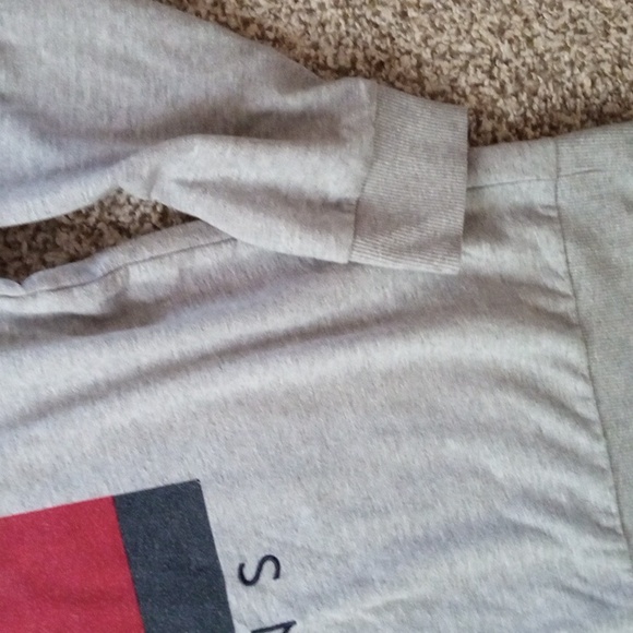 Men's Tommy Hilfiger sweatshirt - Picture 5 of 8